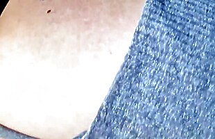 Please cum it hurts phat ass white girl gets fucked in the ass